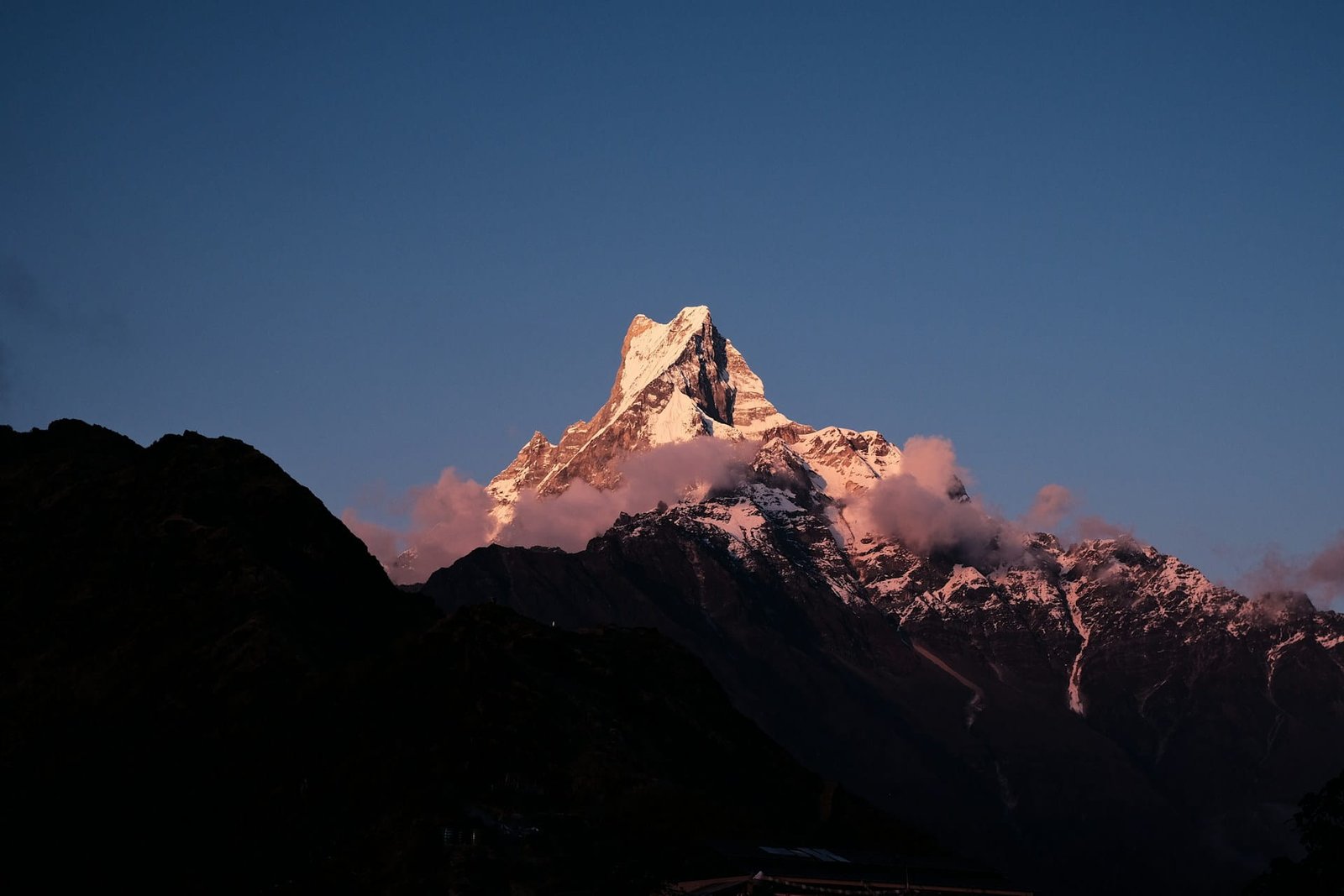Mardi Himal Views of Himalays
