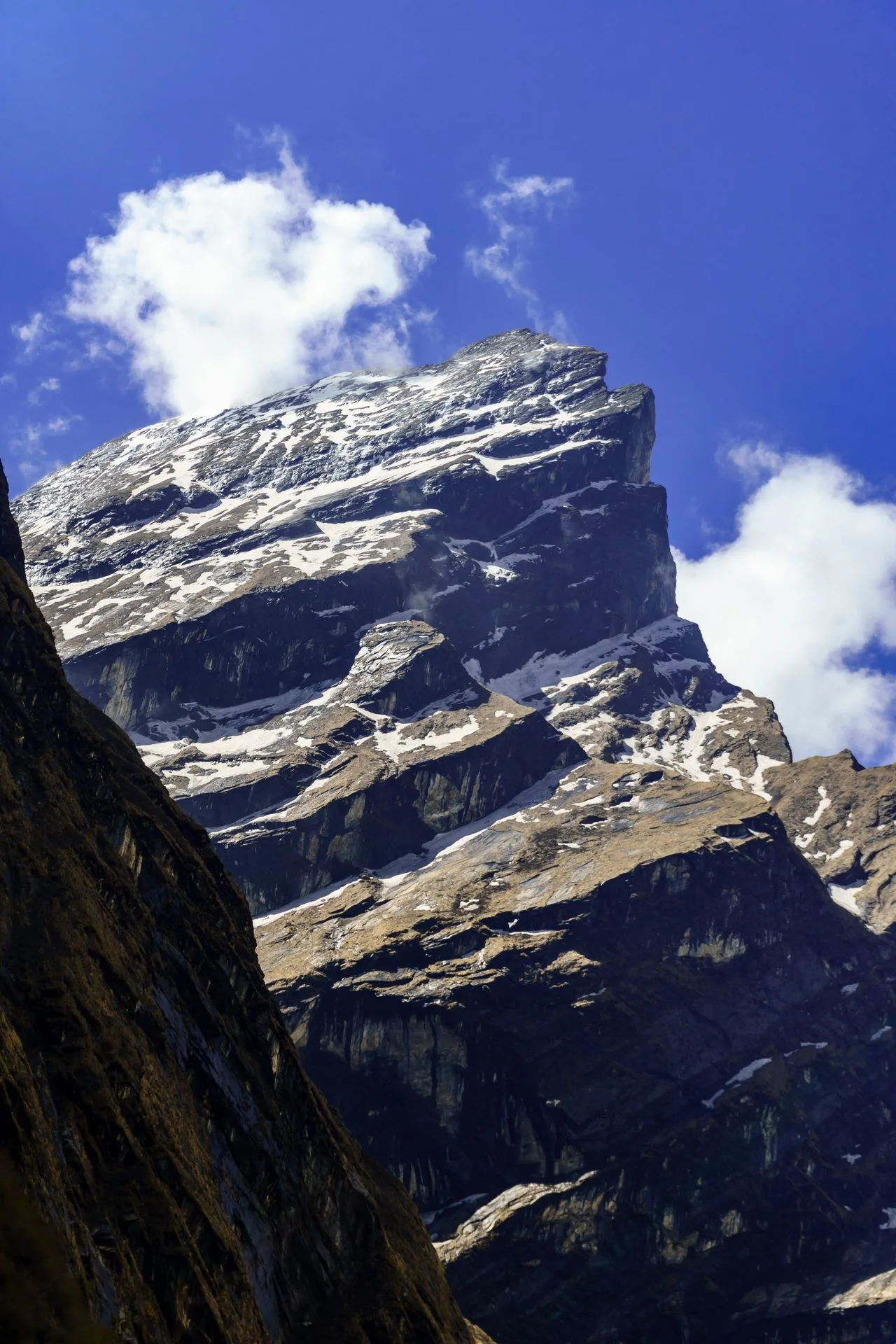 Manaslu mountain