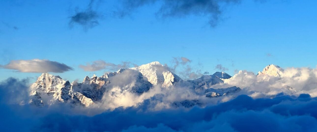 Pikey Peak Trek Cost - Scenic Mountain Views