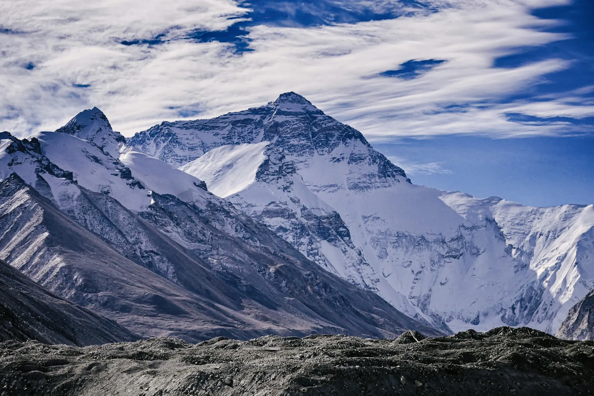 Rainbow Valley Mount Everest