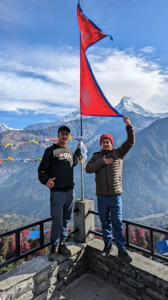 Annapurna hiking with nepal flag